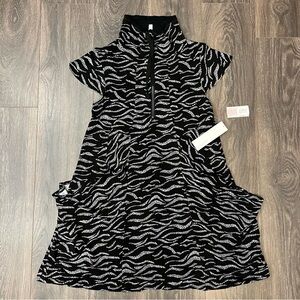 Kensie Zebra print size Large NWT